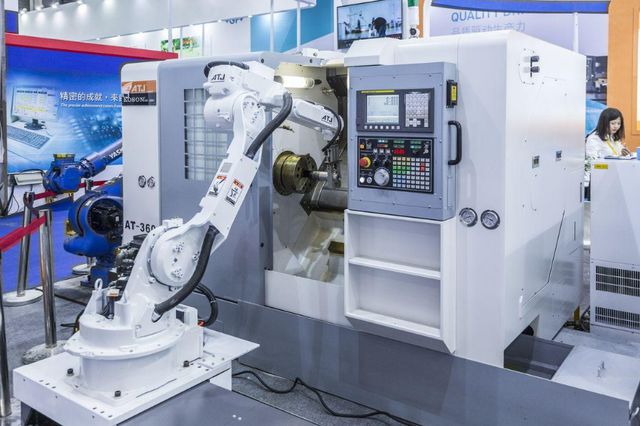 工業母機ETF獲批 把握自主可控硬產品，關注制造強國新機遇